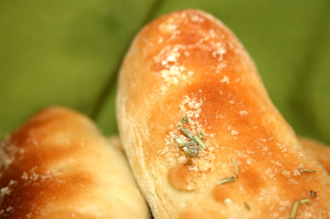 Copycat Olive Garden Breadsticks