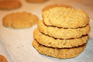 Easy Peanut Butter Cookies